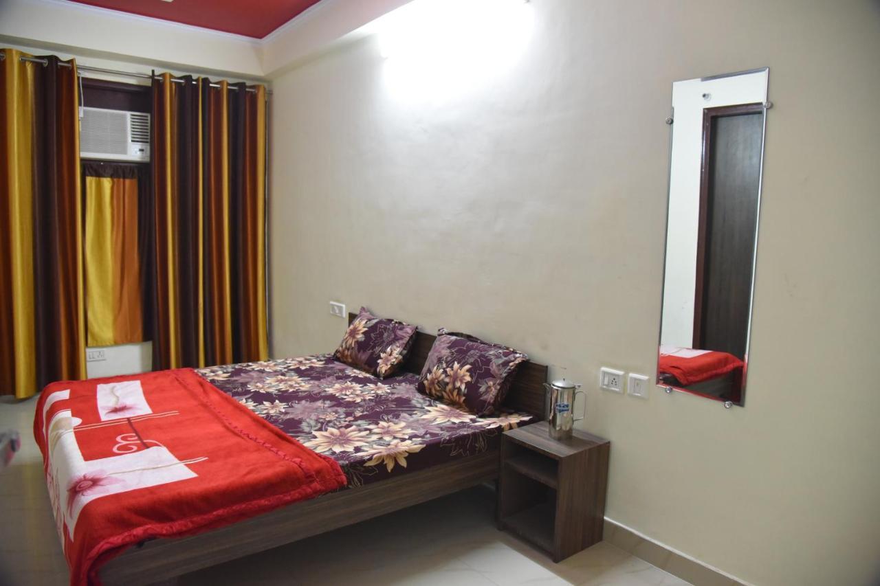 Hotel Gopi Dham Haridwār Exterior foto