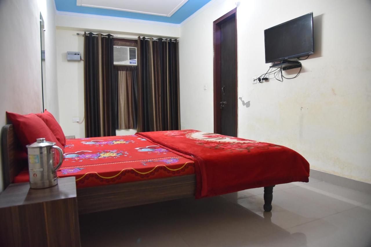 Hotel Gopi Dham Haridwār Exterior foto