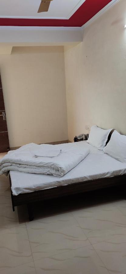 Hotel Gopi Dham Haridwār Exterior foto