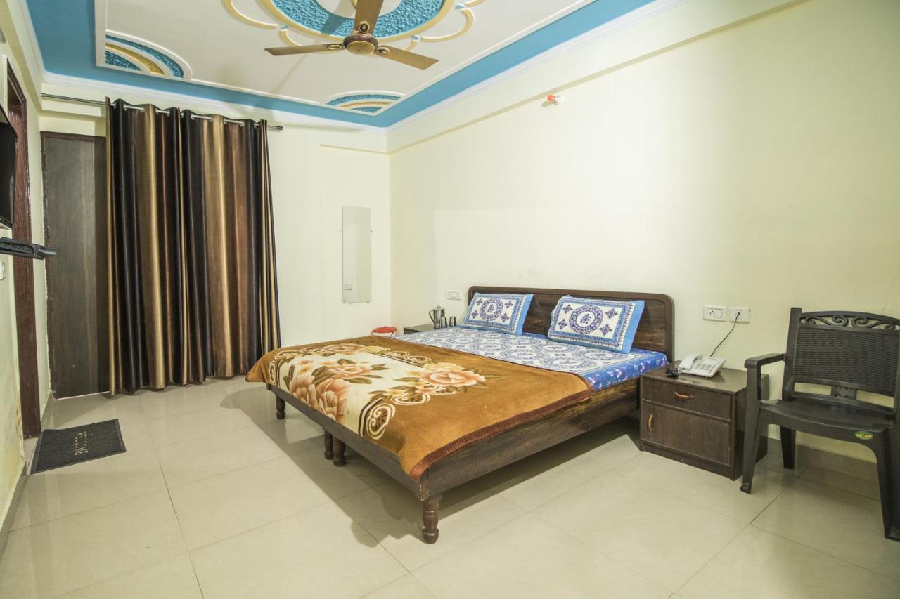 Hotel Gopi Dham Haridwār Exterior foto