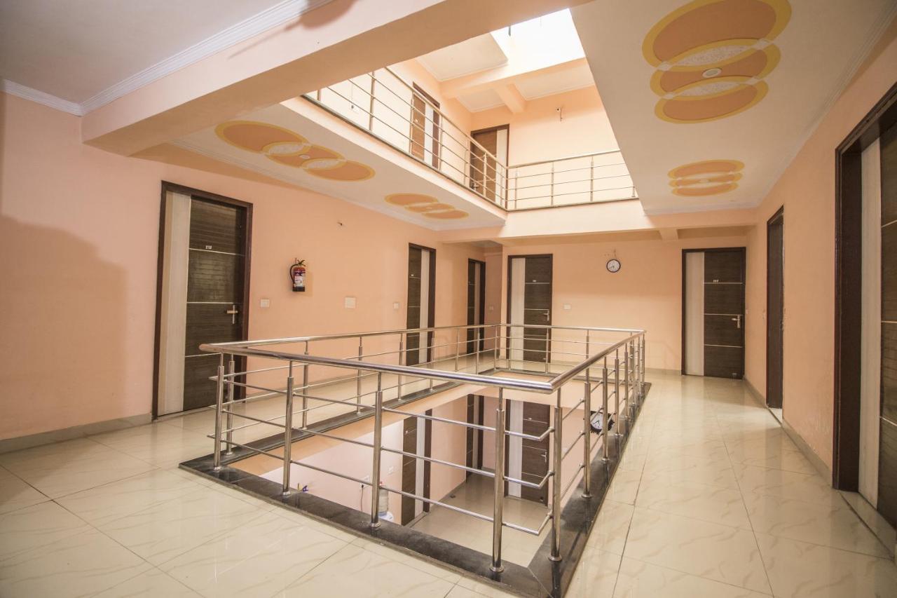 Hotel Gopi Dham Haridwār Exterior foto
